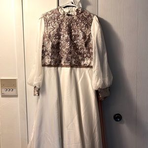 White and purple an-nahar dress. New with tags